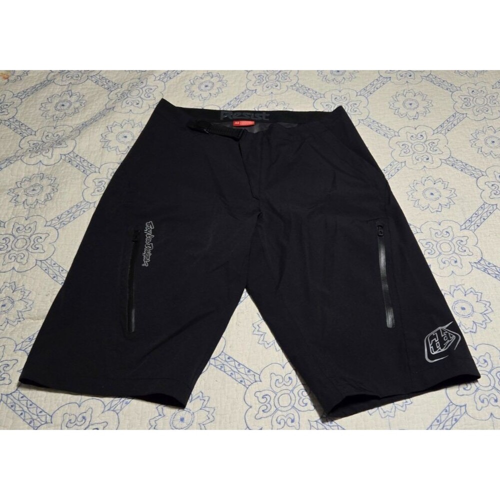 Troy Lee Designs Resist Shorts Mens 32 Black Mountain Bike MTB Trail Cycling